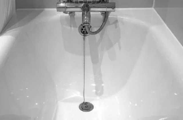 На Херсонщине влюбленные погибли в ванной