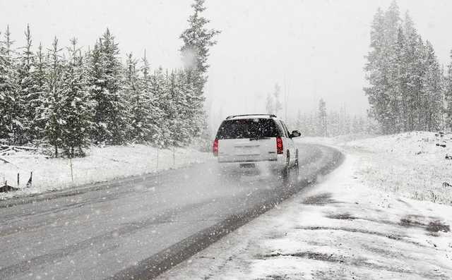На Украину надвигаются дожди со снегом и сильный ветер
