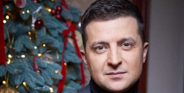 Зеленський пояснив корупцію в Україні тим, що люди “слабкі” до грошей