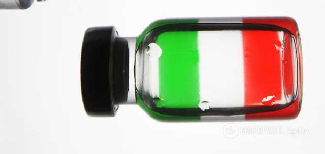 В Италию прибыла первая партия вакцины от COVID-19