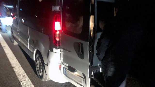 Под Житомиром обнаружили микроавтобус с 700 килограммами янтаря