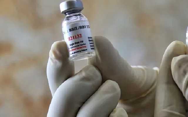 Шмыгаль: Украине хватит денег на закупку вакцин от коронавируса