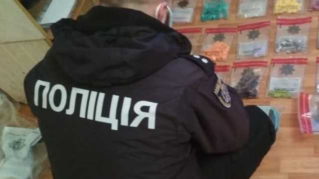 В Николаеве хозяйка квартиры нашла у арендатора наркотиков на четверть миллиона