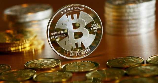 Рекорд за рекордом: почему растет цена биткойна