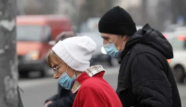 В ВОЗ настояли на масочном режиме для переболевших COVID-19