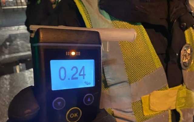 В Киеве пьяная девушка угнала автомобиль, чтобы посмотреть елку