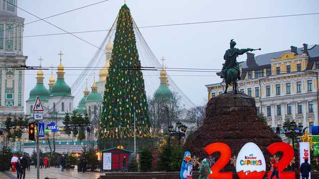 Завтра в Украине будет сухо и облачно