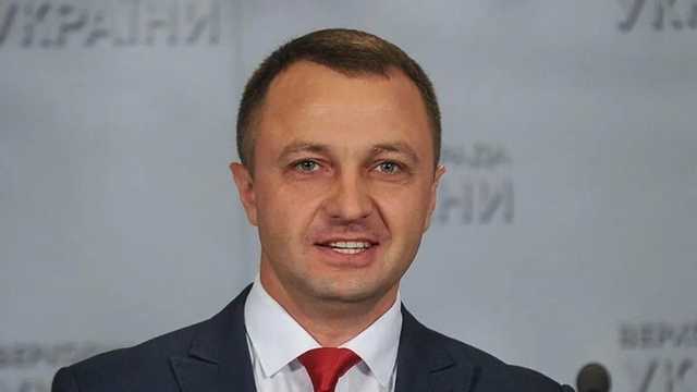 Экзамен на знание украинского языка не будут сдавать депутаты и правоохранители, – Креминь