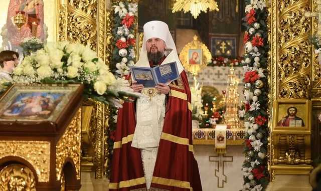 Епифаний начал всенощное бдение накануне Рождества