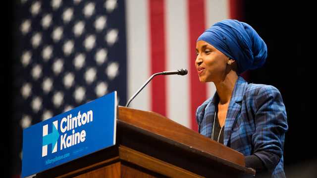 Конгрессвумен от демократов готовит статьи для импичмента Трампа