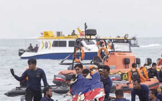 В Индонезии обнаружили вероятное место падения пассажирского Boeing 737