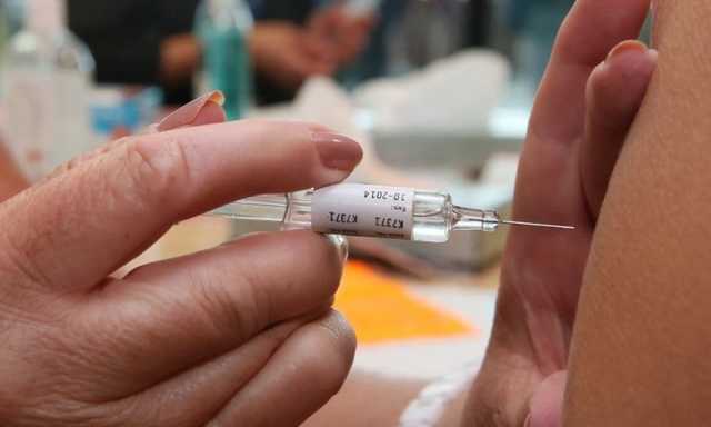 В Польше зафиксировали случай тяжелого осложнения после вакцины от Covid-19