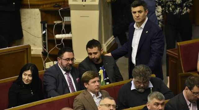 В «Слуге народа» склоняются к варианту Витренко по снижению тарифов на газ