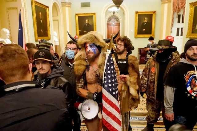 Reuters: Перед штурмом Капитолия ультраправые получили платеж в биткоинах на сумму $522 тысяч