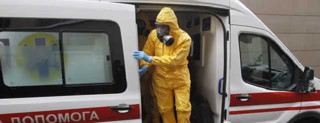 Врачи признали, что в Киеве аврал с COVID-19: больных больше, чем в статистике