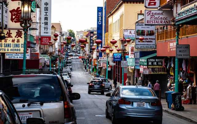 Трамп доручив максимально скоротити закупівлі товарів з Китаю