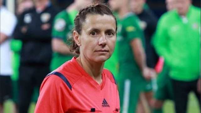 Украинка Монзуль заняла третье место в списке лучших футбольных арбитров десятилетия в мире