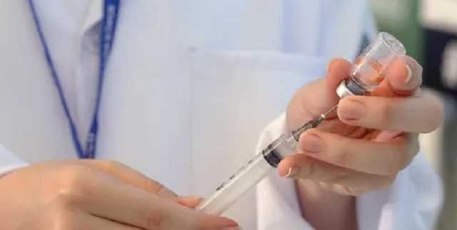 В Кабмине сообщили о двух видах вакцинации от COVID-19 в Украине