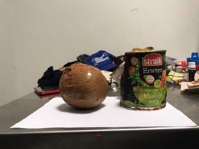 Полкило кокаина в банке с консервированным супом: в "Борисполе" задержали иностранца