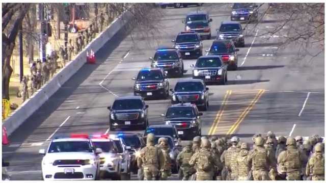 Байдена на инаугурацию сопровождал кортеж из более 30 авто