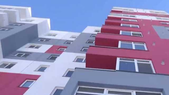 Приехавший в отпуск 42-летний военный выпал из окна 6 этажа в Луцке