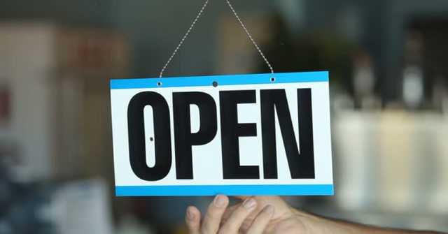 В Болгарии смягчают карантин, ученики средней школы вернутся на занятия