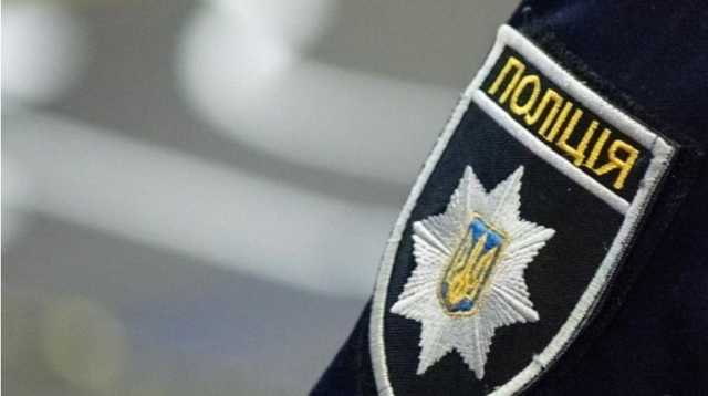 На Дніпропетровщині поліцейського судитимуть за знущання над затриманим
