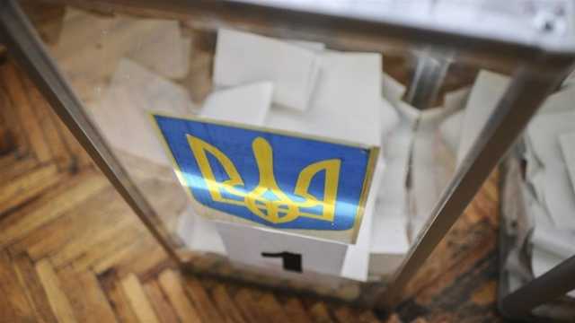 У 14 областях України сьогодні проходять повторні місцеві вибори