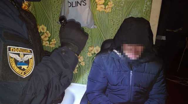 Полиция разыскала похищенного харьковчанина. Его прятали в подвале в Кировоградской области