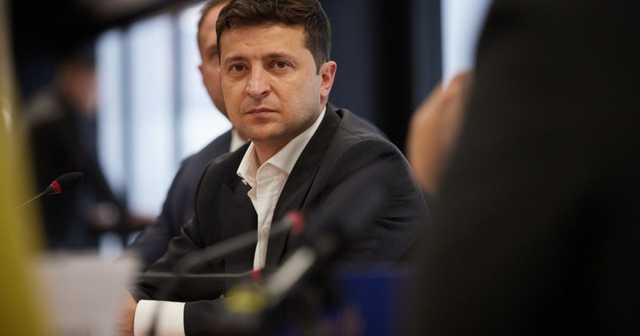 Зеленский в свой день рождения приехал на заседание фракции "Слуга народа"