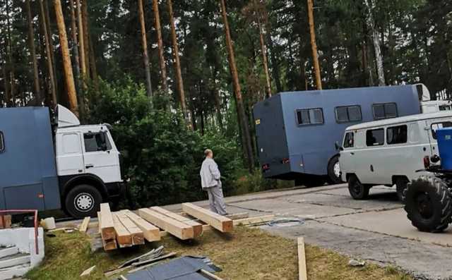 «Новый Освенцим»: СМИ Беларуси опубликовали подробности строительства лагеря для протестующих