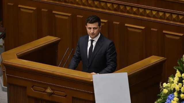 Зеленский продлил безвиз для граждан Великобритании до начала 2022 года