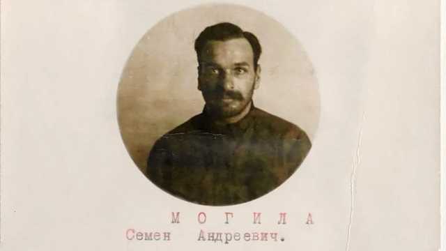 СБУ рассекретила документы о разведчике, которому удалось выжить в бою под Крутами