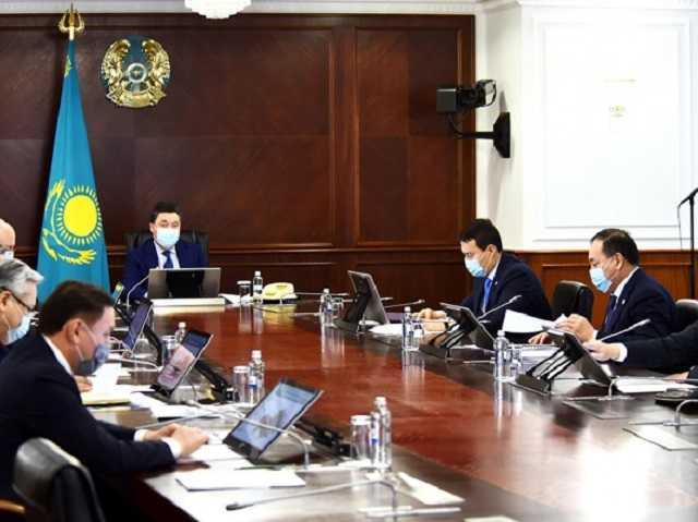 Казахстан готується випустити першу партію власної вакцини від COVID-19