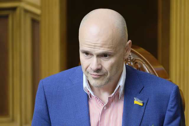 Sinova         COVID,  