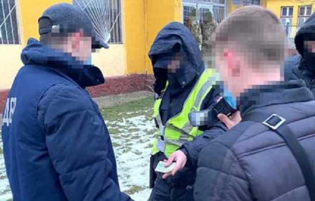 ГБР разоблачило полицейскую «крышу» домашнего тирана