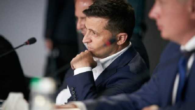 Рейтинг Зеленского упал до 23%