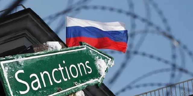 ЕС может ввести новые санкции против России: главный дипломат сделал заявление