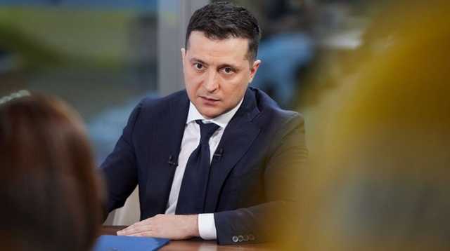 У Зеленского создали «тройки» для спасения его рейтинга