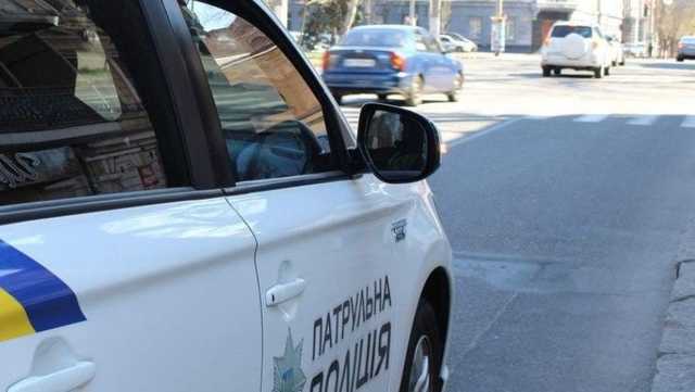 В Украине водителей могут начать штрафовать за оскорбление полицейского