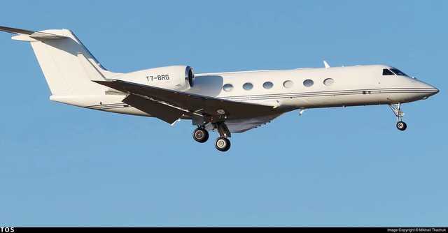 Подсанкционный самолет Медведчука-Козака прибыл в ОАЭ накануне визита Зеленского