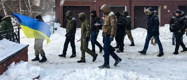 «Закройте рупор ФСБ!»: в Киеве под «домом Мураева» прошла акция протеста