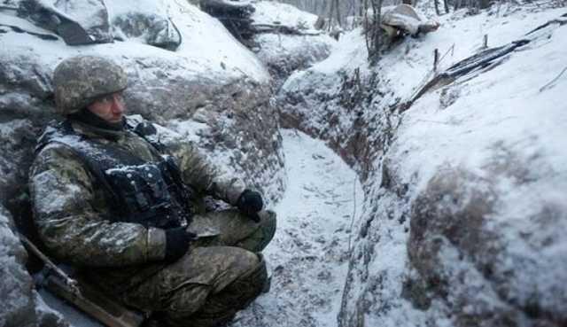 По ВСУ на Донбассе открыли снайперский и минометный огонь