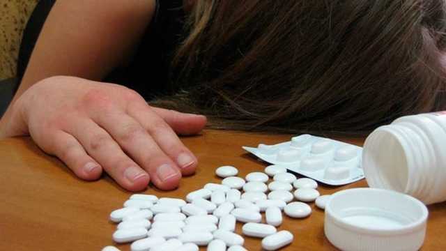 Отравление в школьниц на Киевщине: омбудсмен заявил о возможном участии в интернет-"игре"