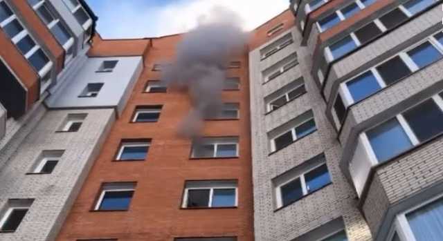 Полугодовалого малыша эвакуировали через окно: в Виннице загорелась квартира в многоэтажке