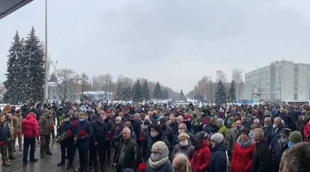 В Кременчуге попрощались с погибшими на Донбассе воинами