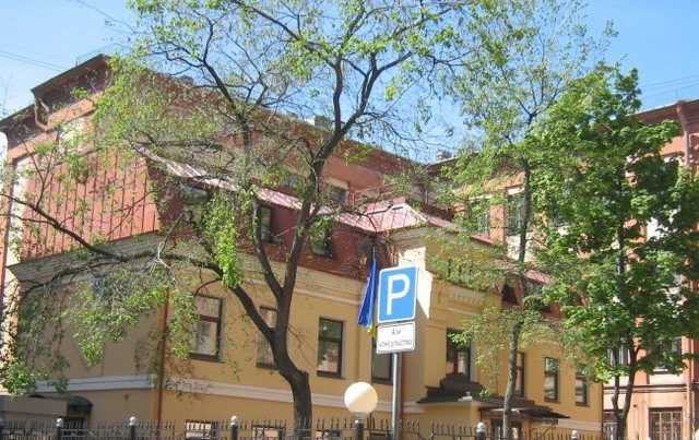 Нападение на сотрудника консульства Украины в РФ: россиянина арестовали на два месяца