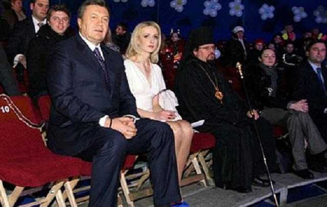 Главному спонсору РПЦвУ самое стать товарищем по изгнанию боевой блондинки Януковича – блогер