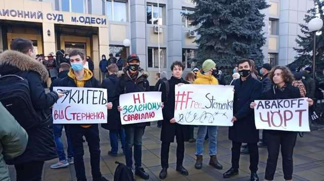 Судилище над Стерненко: клоуны и шуты окончательно растоптали идеалы Майдана