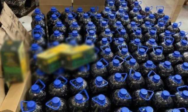 Столичные правоохранители разоблачили подпольное производство алкоголя на территории госпредприятия